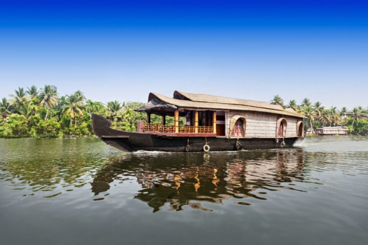 Kerala Houseboat Packages